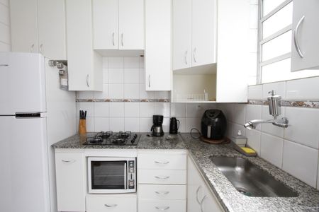 Apartamento para alugar com 85m², 2 quartos e 2 vagasCozinha