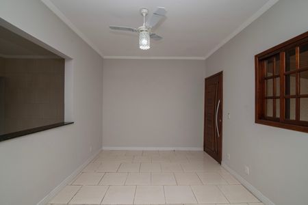 Casa para alugar com 125m², 2 quartos e 2 vagasSala