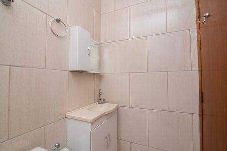 Casa para alugar com 125m², 2 quartos e 2 vagasBanheiro Social