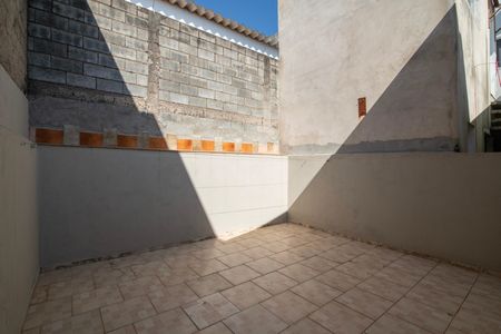 Casa para alugar com 125m², 2 quartos e 2 vagasQuintal