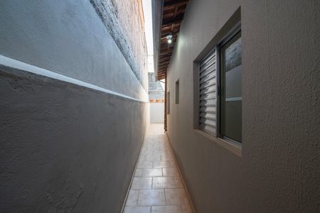 Casa para alugar com 125m², 2 quartos e 2 vagasCorredor Lateral