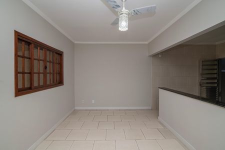 Casa para alugar com 125m², 2 quartos e 2 vagasSala