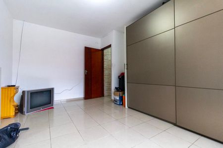 Casa à venda com 200m², 2 quartos e 2 vagasQuarto 2