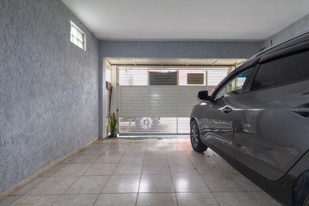Casa à venda com 200m², 2 quartos e 2 vagasGaragem