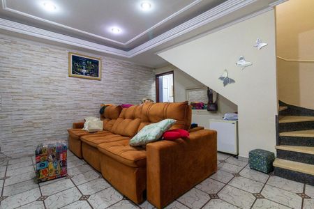 Casa à venda com 200m², 2 quartos e 2 vagasSala