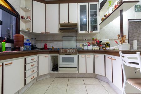Casa à venda com 200m², 2 quartos e 2 vagasCozinha