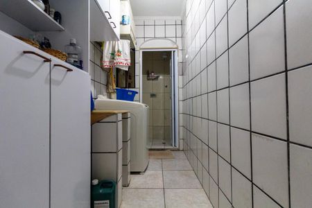 Casa à venda com 200m², 2 quartos e 2 vagasÁrea de Serviço