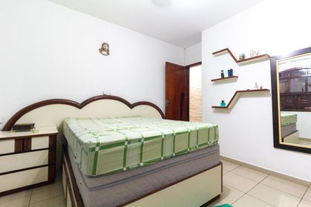 Casa à venda com 200m², 2 quartos e 2 vagasQuarto 1