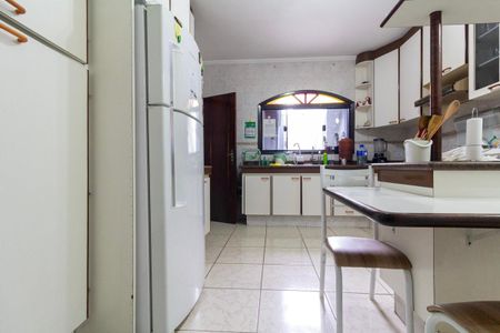 Casa à venda com 200m², 2 quartos e 2 vagasCozinha