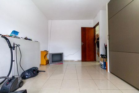 Casa à venda com 200m², 2 quartos e 2 vagasQuarto 2