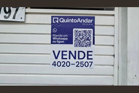 Casa à venda com 200m², 2 quartos e 2 vagasFachada - plaquinha