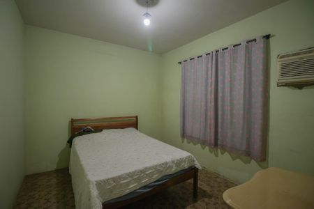 Casa para alugar com 80m², 2 quartos e 2 vagasQuarto 1