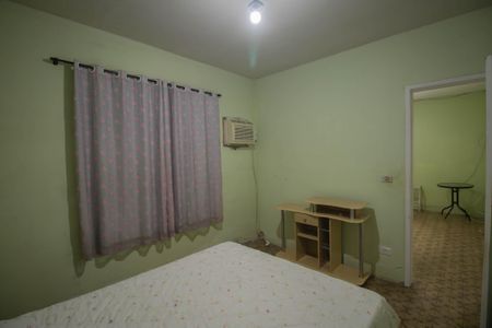 Casa para alugar com 80m², 2 quartos e 2 vagasQuarto 1