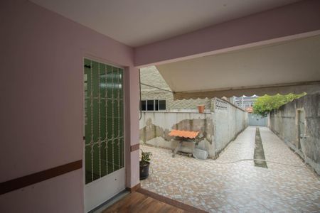 Casa para alugar com 80m², 2 quartos e 2 vagasVaranda