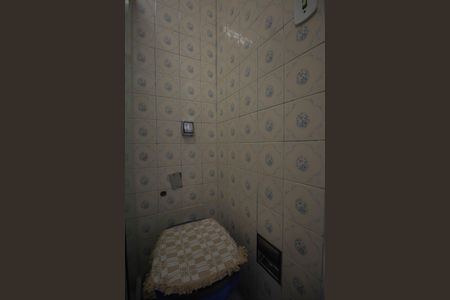 Casa para alugar com 80m², 2 quartos e 2 vagasBanheiro