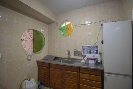 Casa para alugar com 80m², 2 quartos e 2 vagasCozinha