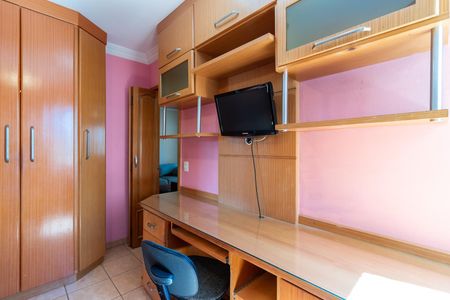 Apartamento à venda com 60m², 2 quartos e 1 vagaQuarto 2