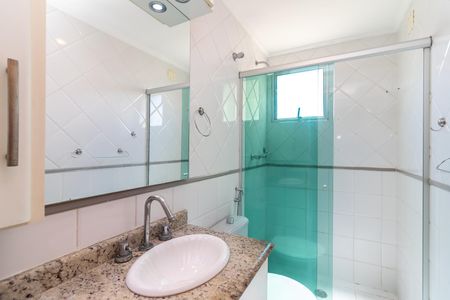 Apartamento à venda com 60m², 2 quartos e 1 vagaBanheiro 2