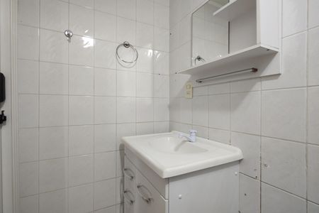 Apartamento à venda com 53m², 2 quartos e 1 vagaBanheiro Social