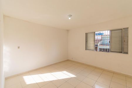 Quarto 1 de casa à venda com 2 quartos, 135m² em Vila Tolstoi, São Paulo