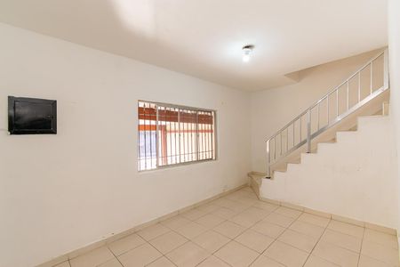 Sala de casa à venda com 2 quartos, 135m² em Vila Tolstoi, São Paulo