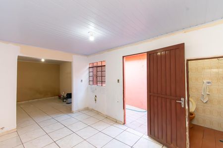 Casa à venda com 135m², 2 quartos e 2 vagasEdícula