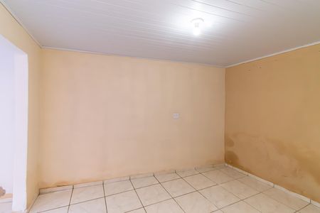 Casa à venda com 135m², 2 quartos e 2 vagasEdícula