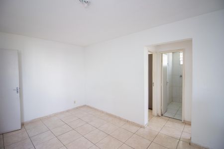Sala de apartamento para alugar com 2 quartos, 45m² em Tropical, Contagem
