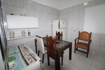 Cozinha de casa para alugar com 1 quarto, 23m² em Bosque dos Eucaliptos, São José dos Campos