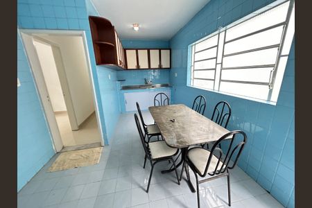 Casa para alugar com 133m², 3 quartos e 2 vagasCozinha