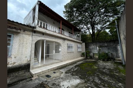 Casa para alugar com 133m², 3 quartos e 2 vagasFachada
