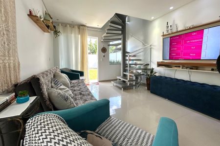 Casa para alugar com 100m², 2 quartos e 1 vagaSala 