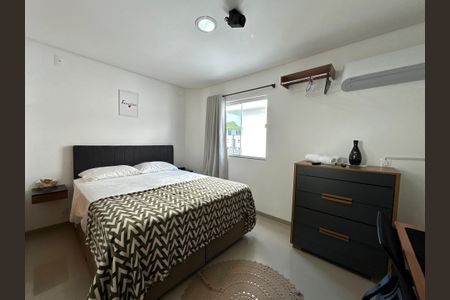 Casa para alugar com 100m², 2 quartos e 1 vagaSuíte 