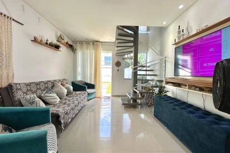 Casa para alugar com 100m², 2 quartos e 1 vagaSala 