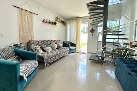 Sala de casa para alugar com 2 quartos, 100m² em Campeche Central, Florianópolis