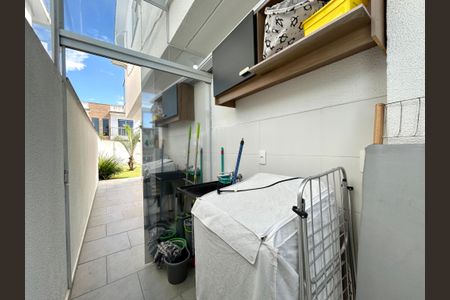 Casa para alugar com 100m², 2 quartos e 1 vagaÁrea de Serviço