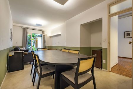 Casa para alugar com 240m², 3 quartos e 1 vaga Casa para alugar com 240m², 3 quartos e 1 vagaSala 1