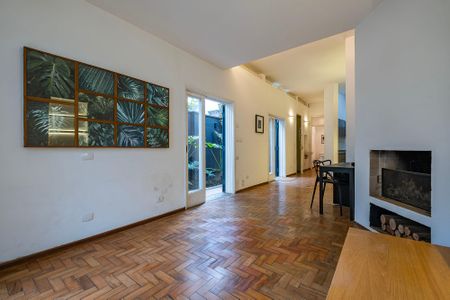 Casa para alugar com 240m², 3 quartos e 1 vaga Casa para alugar com 240m², 3 quartos e 1 vagaSala 2