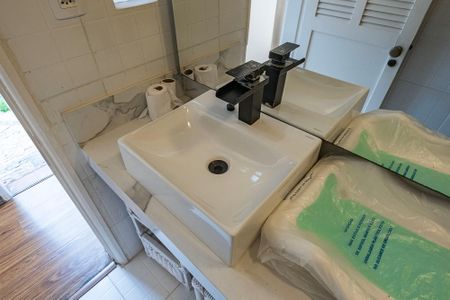 Casa para alugar com 240m², 3 quartos e 1 vaga Casa para alugar com 240m², 3 quartos e 1 vagaBanheiro 1