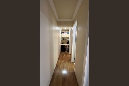 Apartamento à venda com 104m², 2 quartos e 3 vagasCorredor