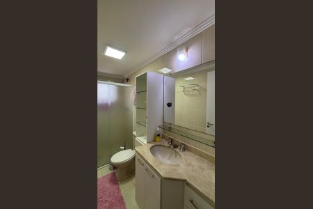 Apartamento à venda com 104m², 2 quartos e 3 vagasBanheiro