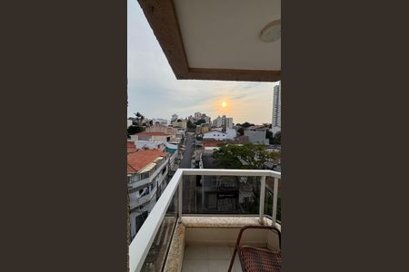 Apartamento à venda com 104m², 2 quartos e 3 vagasSuite Varanda