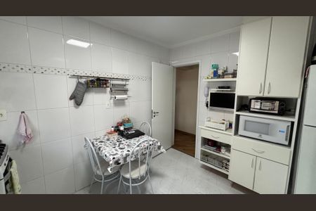 Apartamento à venda com 104m², 2 quartos e 3 vagasCozinha