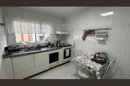 Apartamento à venda com 104m², 2 quartos e 3 vagasCozinha