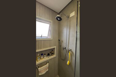 Apartamento à venda com 104m², 2 quartos e 3 vagasBanheiro da Suíte