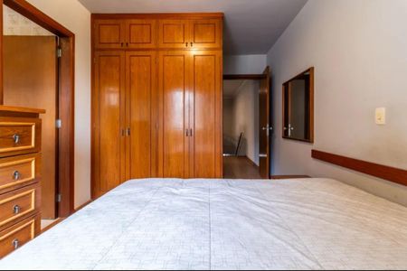 Casa para alugar com 90m², 3 quartos e 3 vagas Casa para alugar com 90m², 3 quartos e 3 vagasQuarto