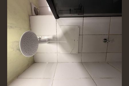 Apartamento para alugar com 55m², 2 quartos e sem vaga Apartamento para alugar com 55m², 2 quartos e sem vagaBanheiro