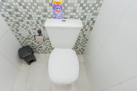 Casa para alugar com 250m², 2 quartos e 2 vagasBanheiro Área externa