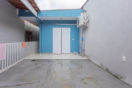 Casa para alugar com 250m², 2 quartos e 2 vagasÁrea externa