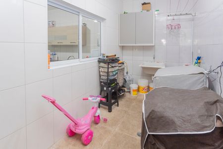 Casa para alugar com 250m², 2 quartos e 2 vagasÁrea de Serviço